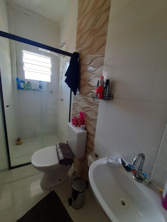 Casa com 3 quartos e 68 m² em Vila Antártica, Praia Grande