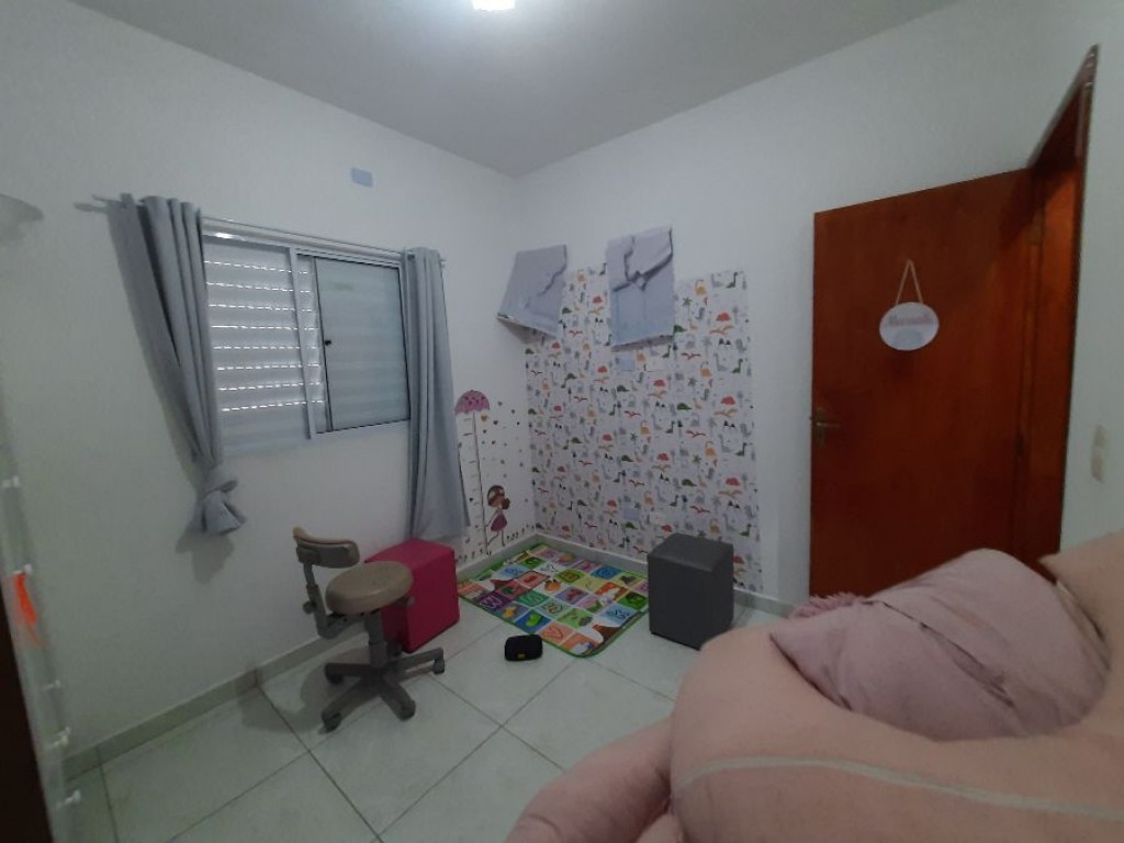 Casa com 3 quartos e 68 m² em Vila Antártica, Praia Grande