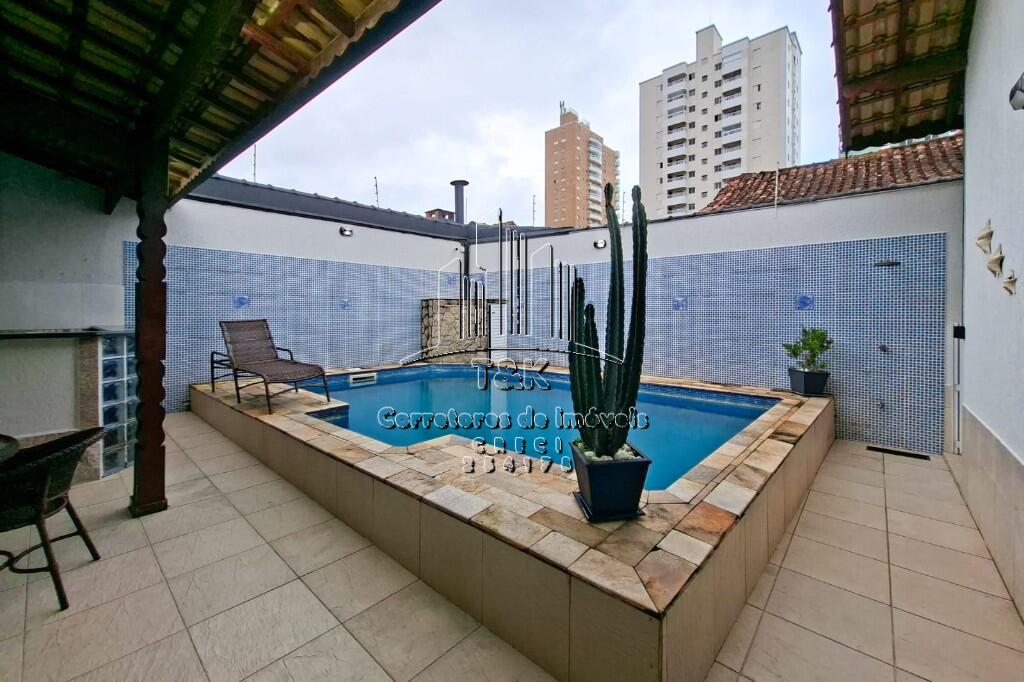 Casa com 4 quartos e 178 m² em Maracanã, Praia Grande
