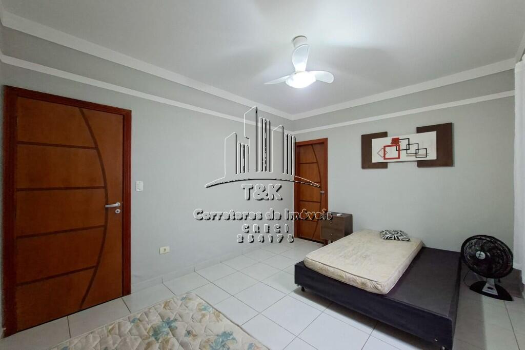 Casa com 4 quartos e 178 m² em Maracanã, Praia Grande
