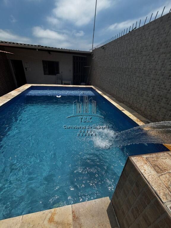Casa com 1 quarto e 86 m² em Maracanã, Praia Grande