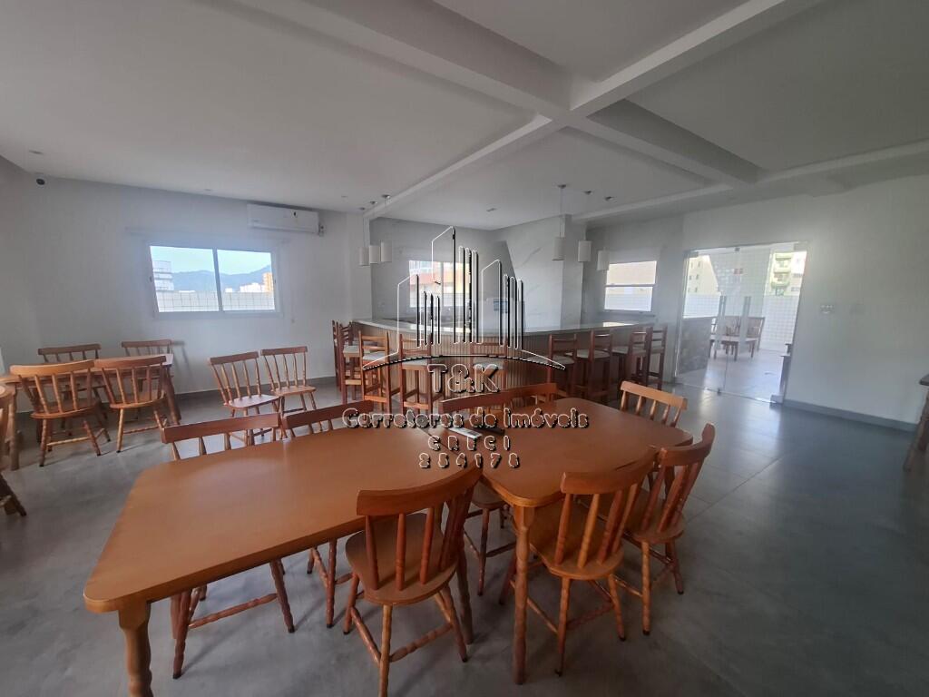 Apartamento com 2 quartos e 71 m² em Maracanã, Praia Grande