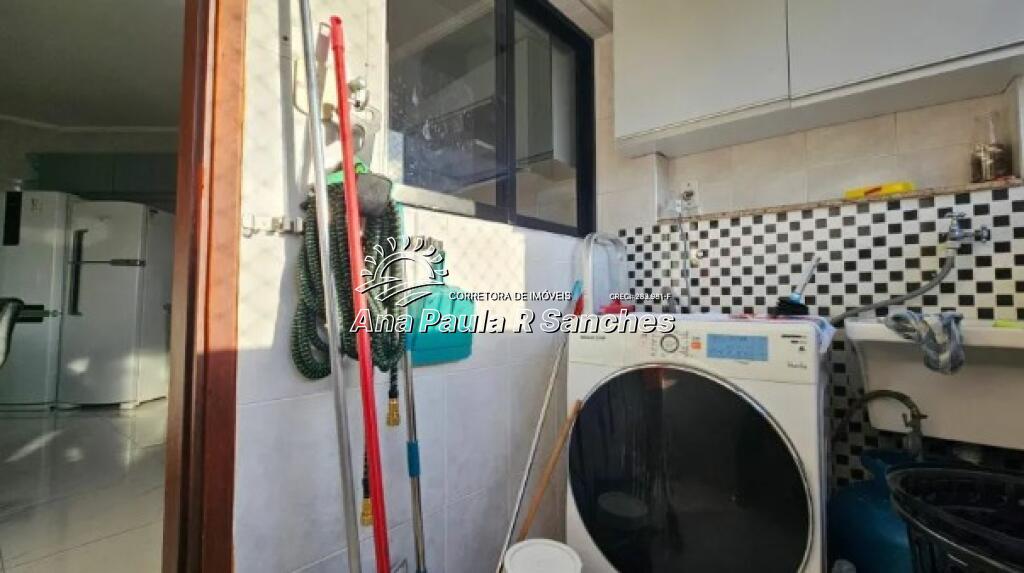 Apartamento com 3 quartos e 140 m² em Vila Guilhermina, Praia Grande