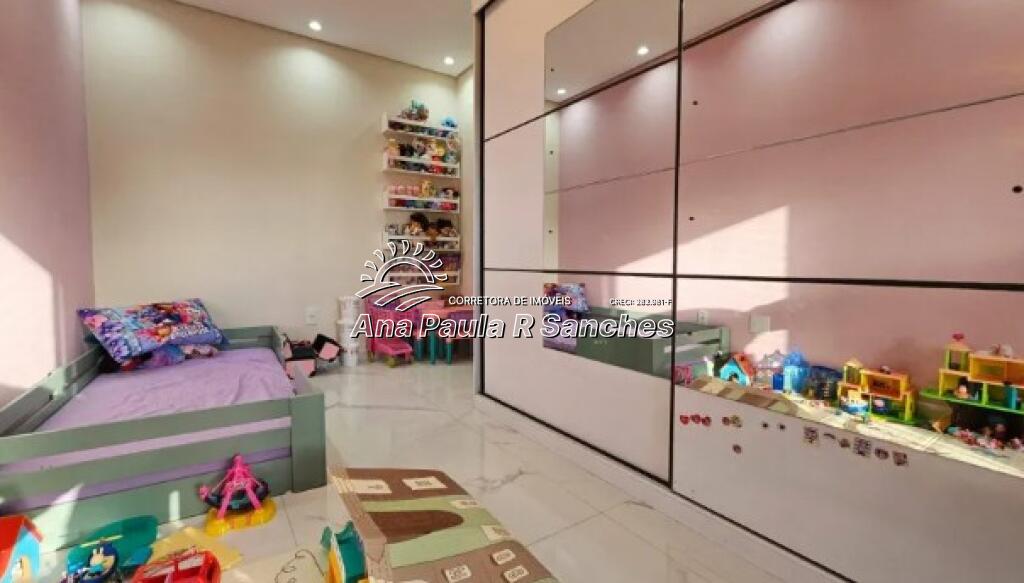 Apartamento com 3 quartos e 140 m² em Vila Guilhermina, Praia Grande