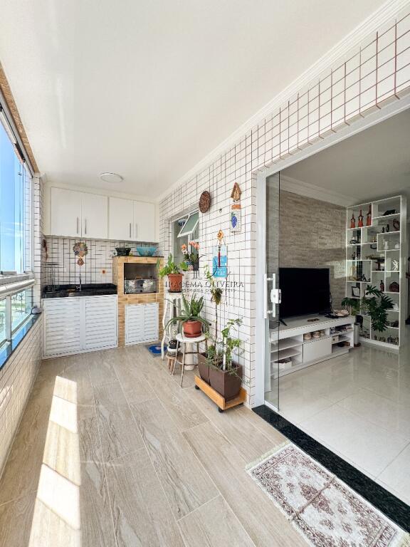 Apartamento com 2 quartos e 92 m² em Vila Caiçara, Praia Grande