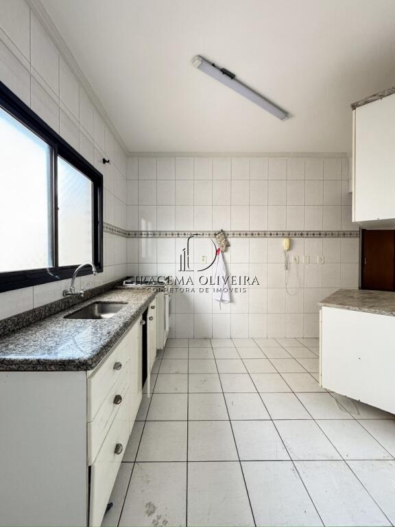 Apartamento com 3 quartos e 95 m² em Vila Caiçara, Praia Grande
