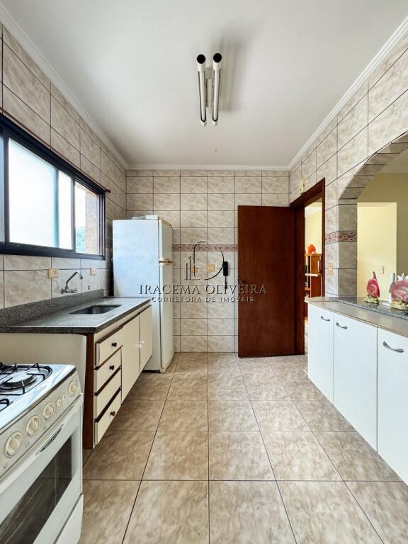 Apartamento com 3 quartos e 80 m² em Vila Caiçara, Praia Grande