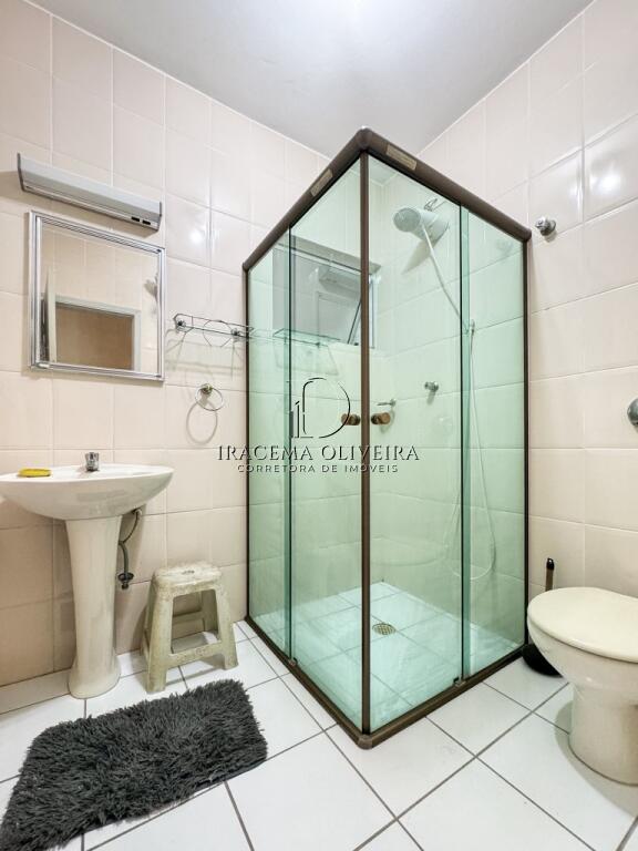 Apartamento com 2 quartos e 64 m² em Vila Caiçara, Praia Grande