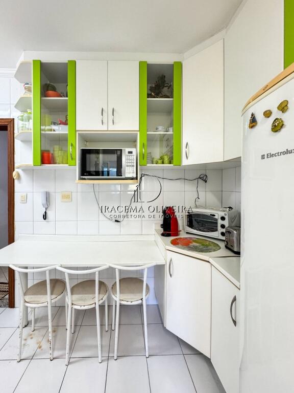 Apartamento com 2 quartos e 110 m² em Vila Caiçara, Praia Grande