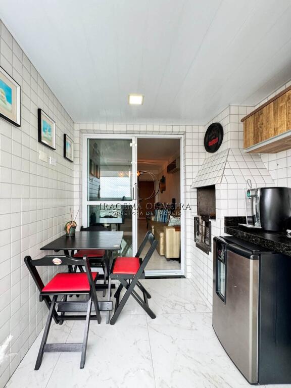 Apartamento com 3 quartos e 102 m² em Vila Caiçara, Praia Grande
