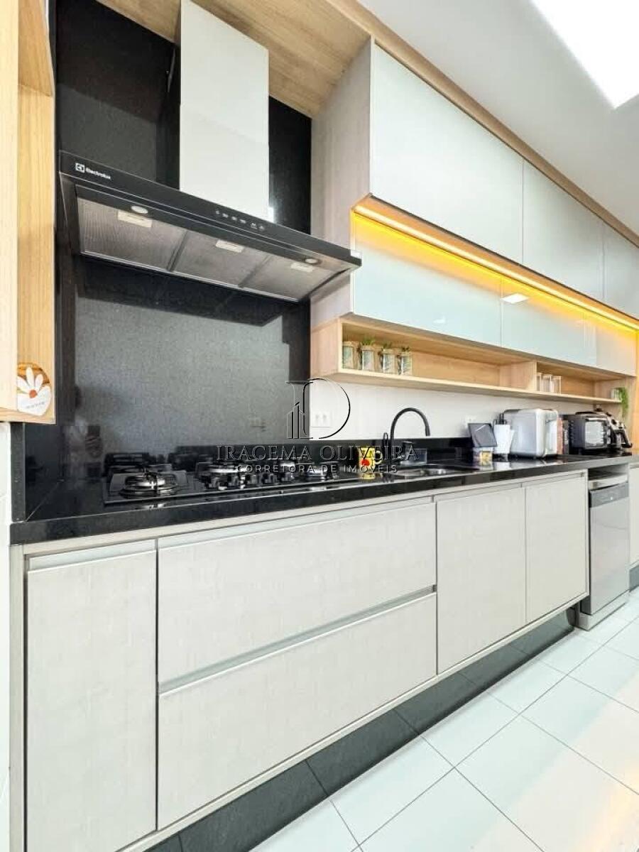 Apartamento com 3 quartos e 103 m² em Vila Caiçara, Praia Grande