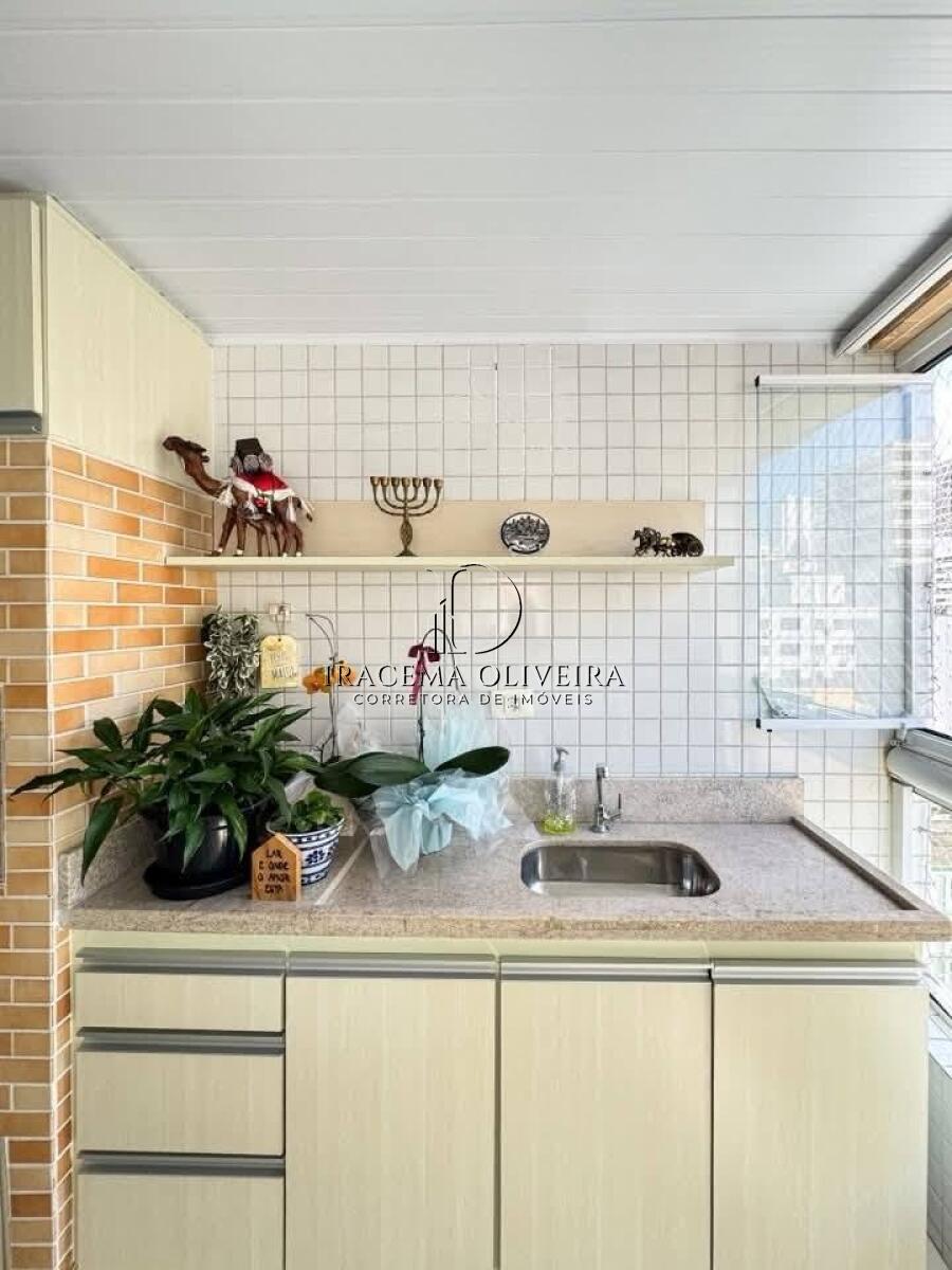 Apartamento com 3 quartos e 103 m² em Vila Caiçara, Praia Grande