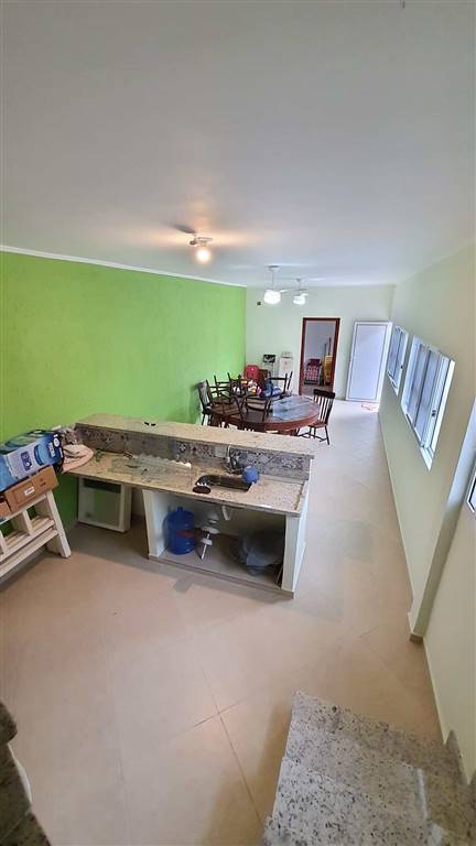 Casa com 3 quartos e 300 m² em Vila Caiçara, Praia Grande