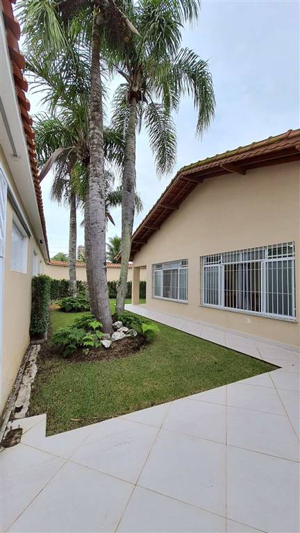 Casa com 3 quartos e 300 m² em Vila Caiçara, Praia Grande