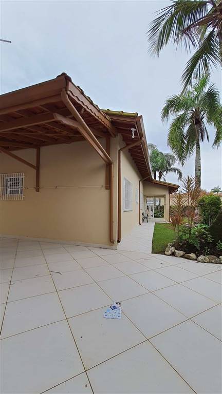 Casa com 3 quartos e 300 m² em Vila Caiçara, Praia Grande