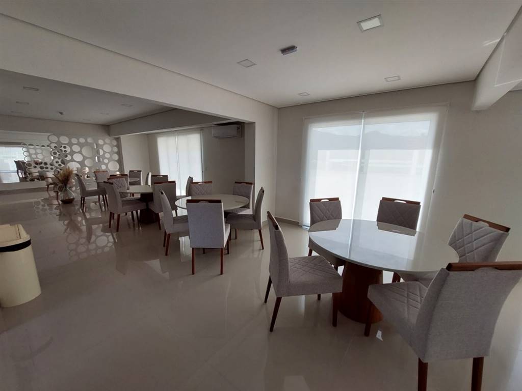 Apartamento com 2 quartos e 84 m² em Vila Caiçara, Praia Grande