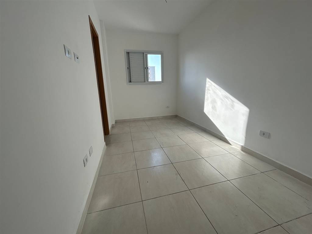 Apartamento com 2 quartos e 74 m² em Vila Caiçara, Praia Grande