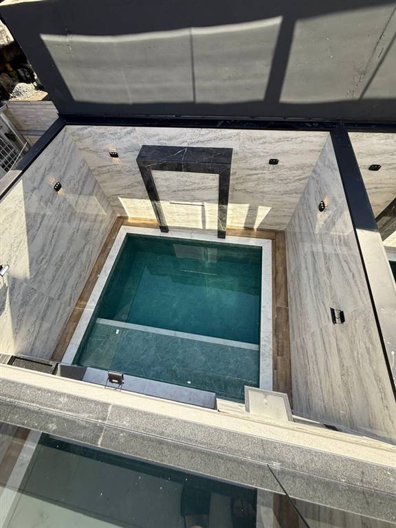 Casa com 4 quartos e 204 m² em Vila Caiçara, Praia Grande