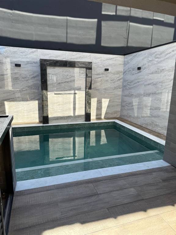 Casa com 4 quartos e 204 m² em Vila Caiçara, Praia Grande