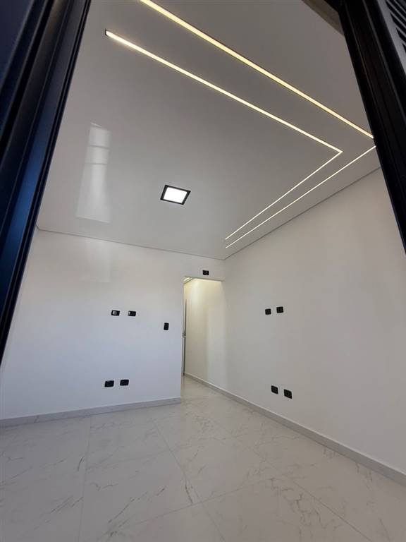Casa com 4 quartos e 204 m² em Vila Caiçara, Praia Grande