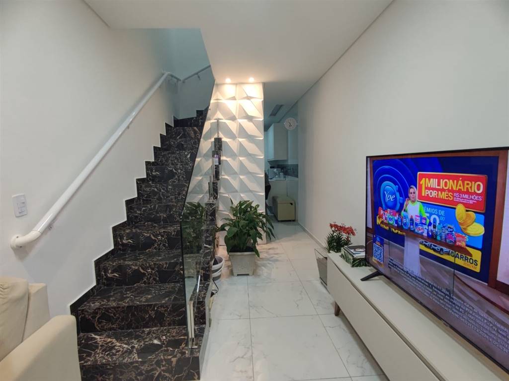 Casa com 2 quartos e 74 m² em Vila Caiçara, Praia Grande