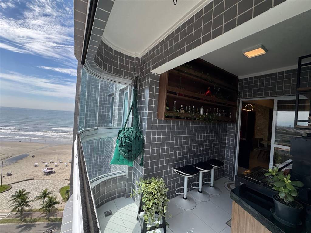 Apartamento com 2 quartos e 67 m² em Vila Caiçara, Praia Grande