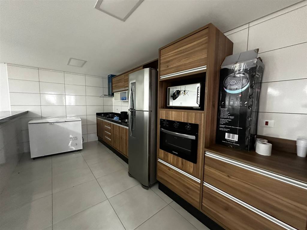 Apartamento com 3 quartos e 101 m² em Vila Caiçara, Praia Grande