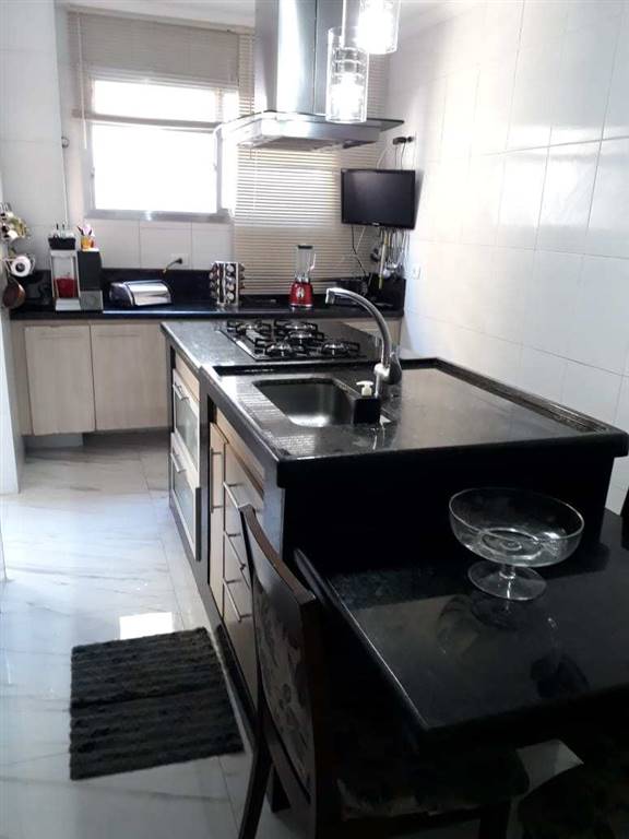 Apartamento com 2 quartos e 140 m² em Vila Caiçara, Praia Grande