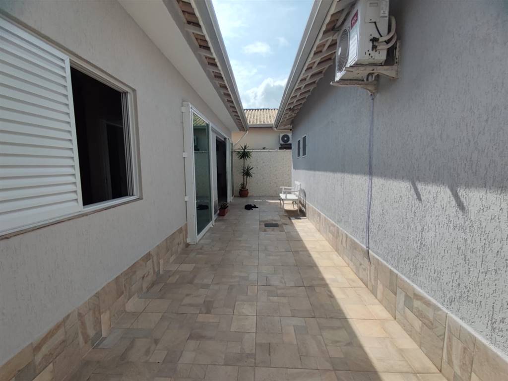 Casa com 3 quartos e 151 m² em Vila Caiçara, Praia Grande