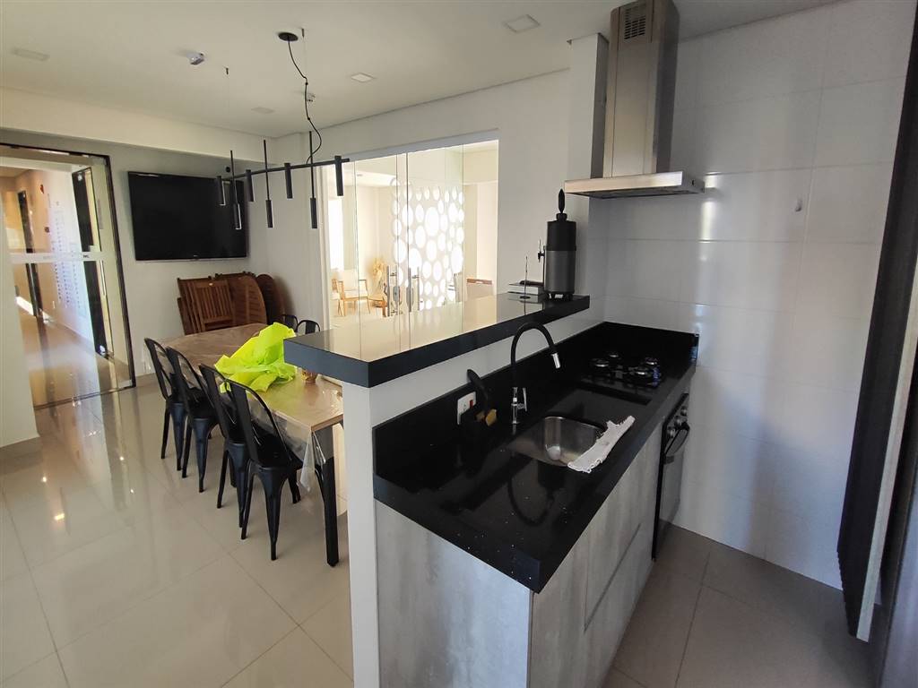 Apartamento com 2 quartos e 76 m² em Vila Caiçara, Praia Grande