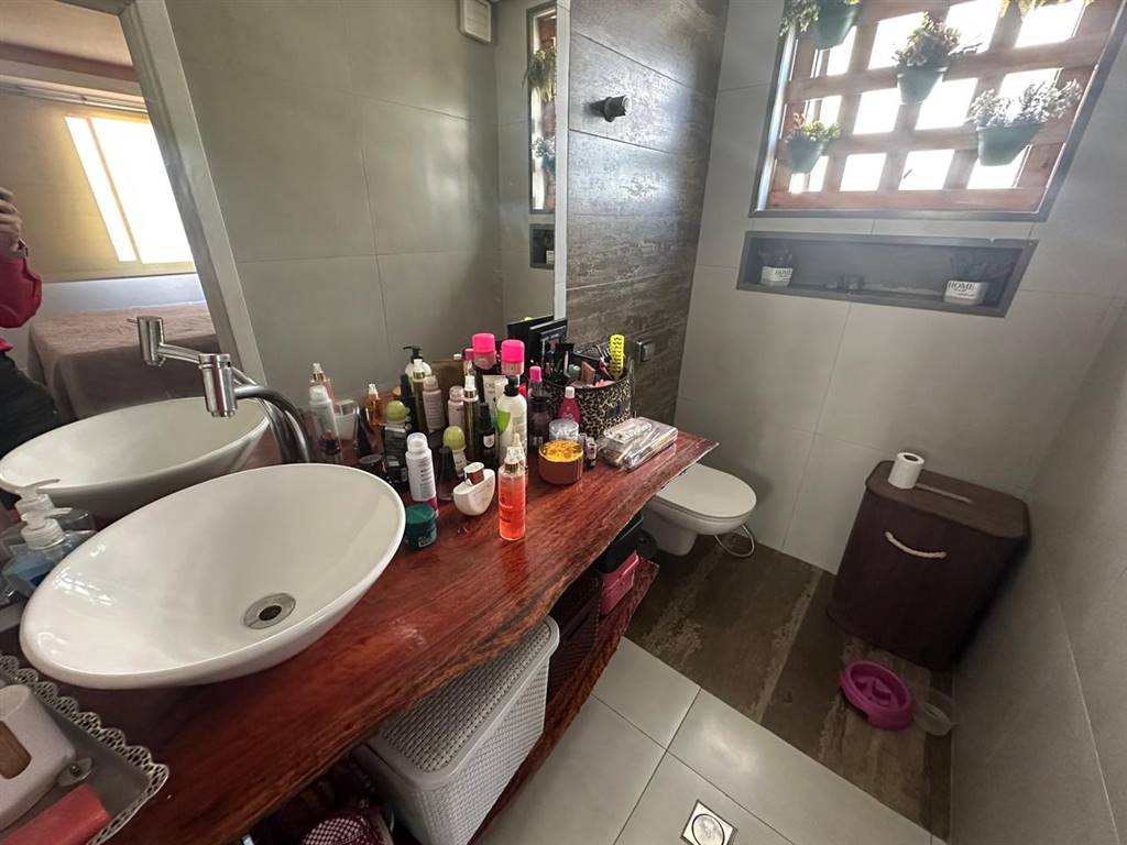 Apartamento com 3 quartos e 142 m² em Vila Caiçara, Praia Grande