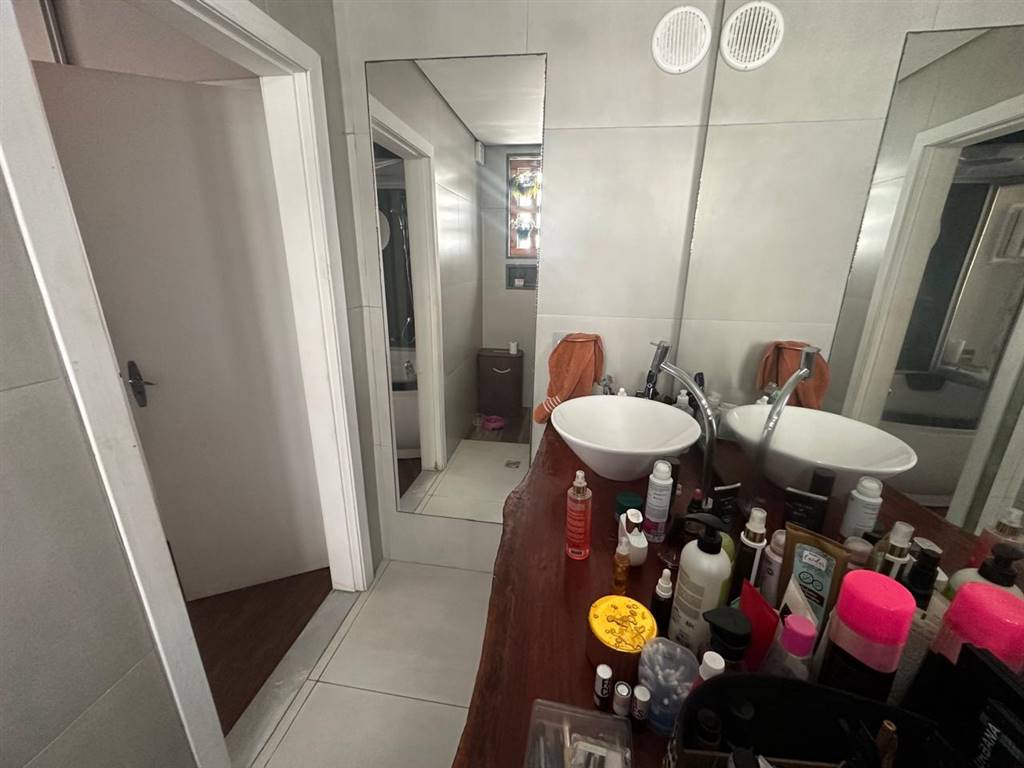 Apartamento com 3 quartos e 142 m² em Vila Caiçara, Praia Grande