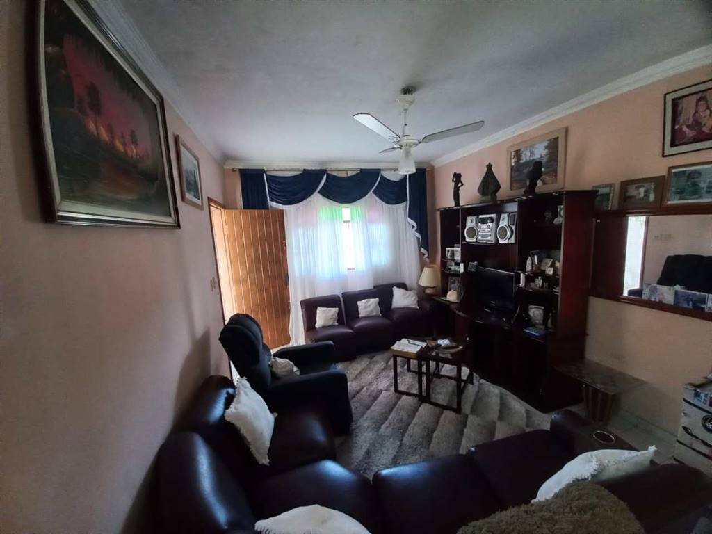 Casa com 2 quartos e 150 m² em Vila Caiçara, Praia Grande