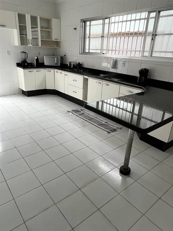 Casa com 2 quartos e 362 m² em Vila Caiçara, Praia Grande
