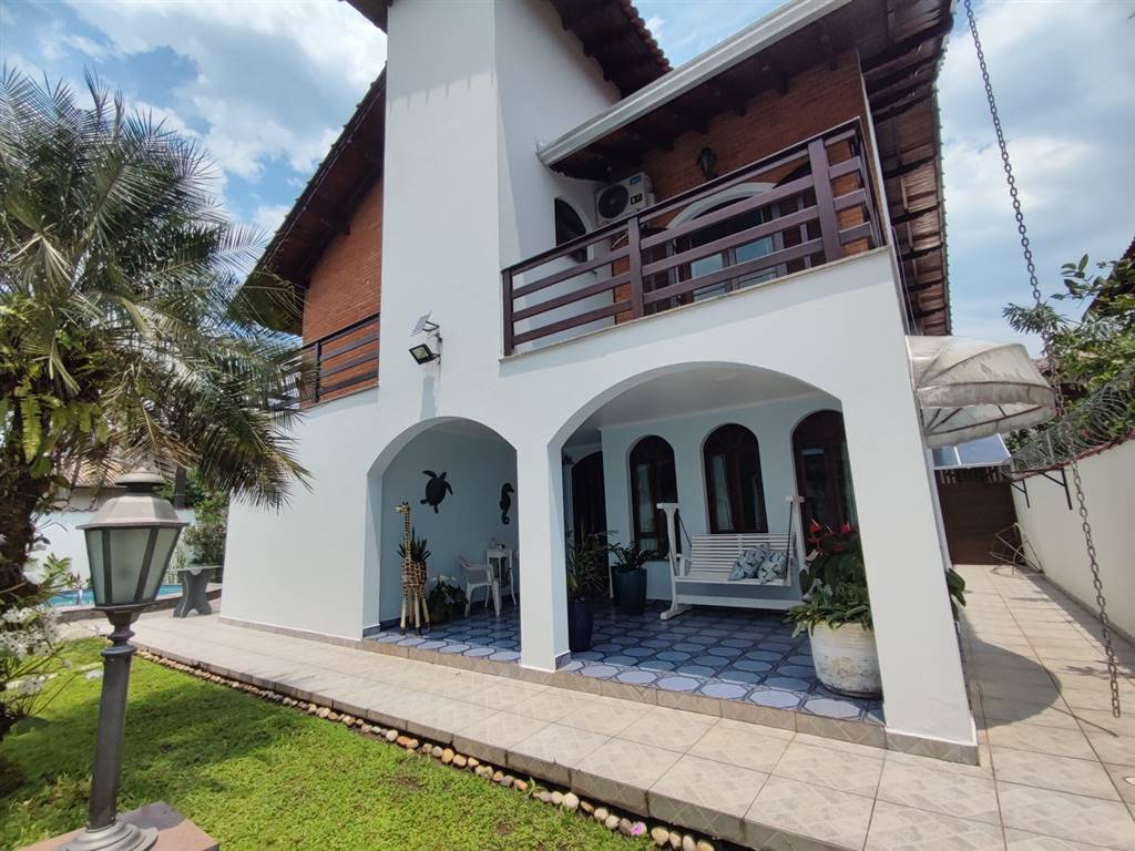 Casa com 4 quartos e 332 m² em Vila Caiçara, Praia Grande