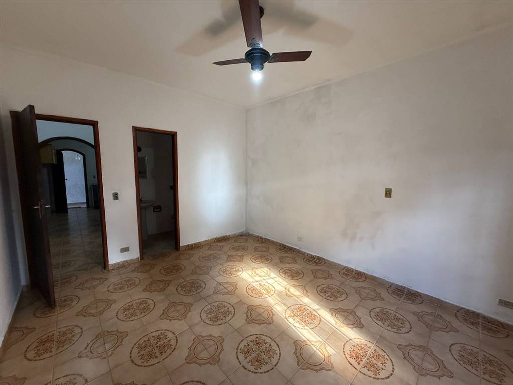Casa com 2 quartos e 120 m² em Vila Caiçara, Praia Grande