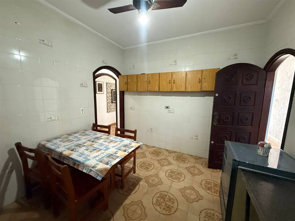 Casa com 2 quartos e 120 m² em Vila Caiçara, Praia Grande