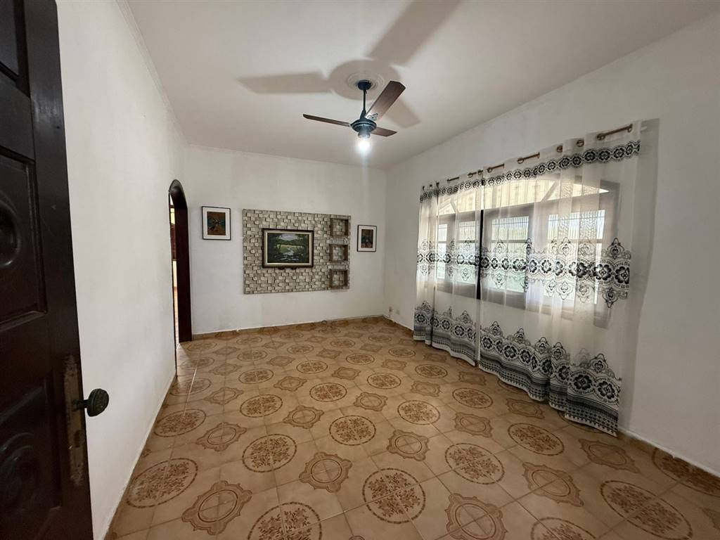Casa com 2 quartos e 120 m² em Vila Caiçara, Praia Grande