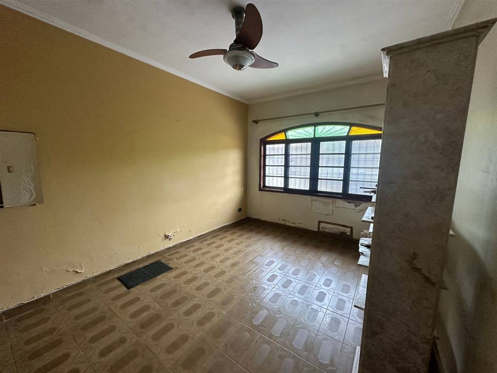 Casa com 3 quartos e 155 m² em Vila Caiçara, Praia Grande