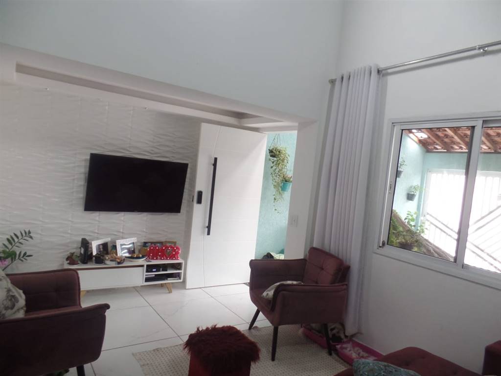Casa com 3 quartos e 72 m² em Vila Caiçara, Praia Grande