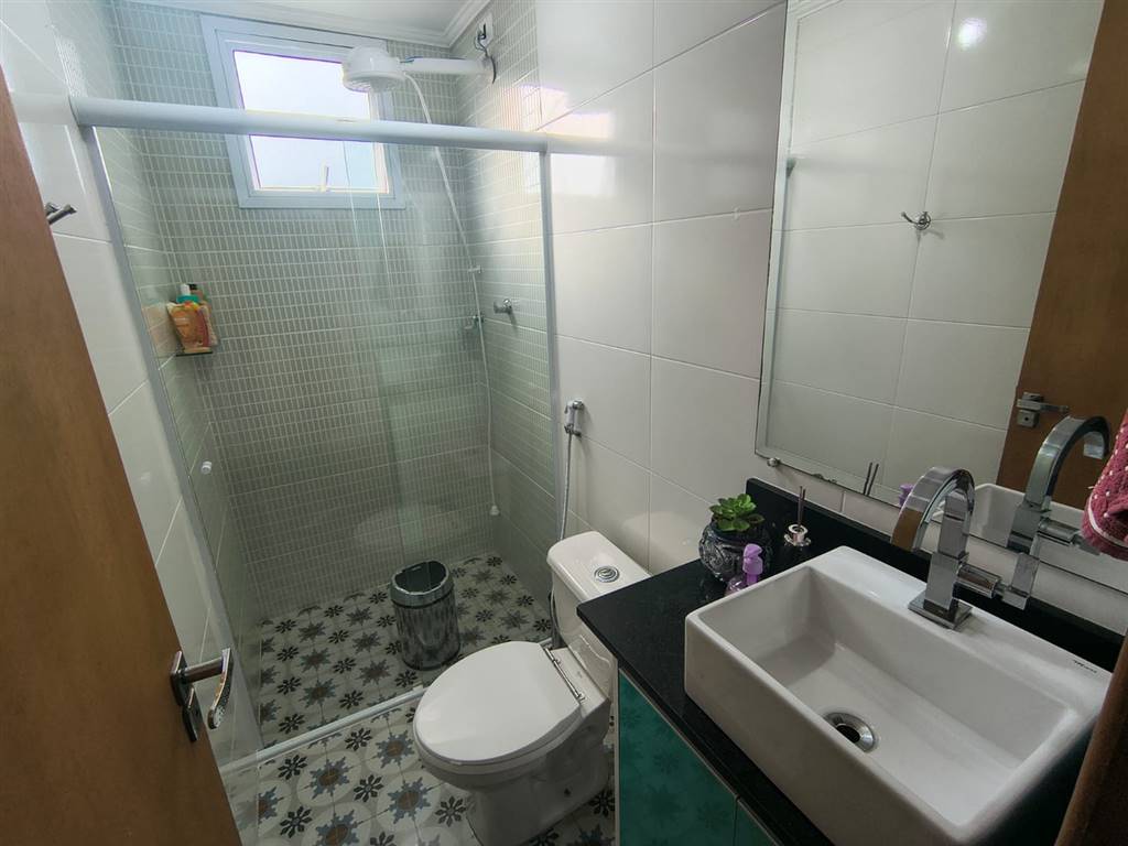 Apartamento com 2 quartos e 75 m² em Vila Caiçara, Praia Grande