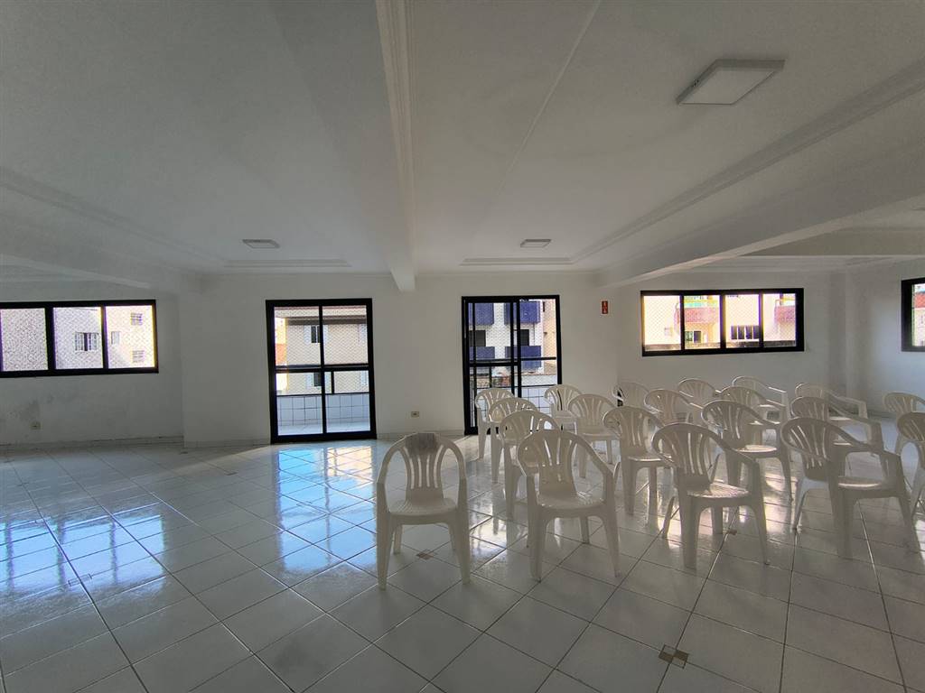Apartamento com 2 quartos e 74 m² em Vila Caiçara, Praia Grande
