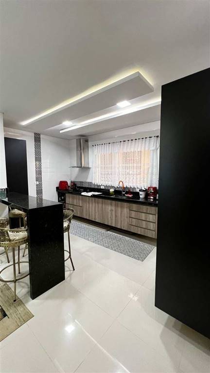 Casa com 3 quartos e 85 m² em Vila Caiçara, Praia Grande