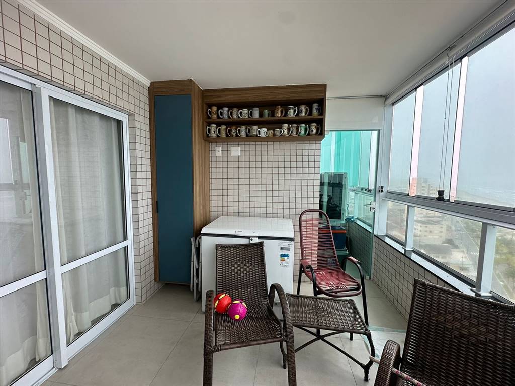 Apartamento com 3 quartos e 127 m² em Vila Caiçara, Praia Grande