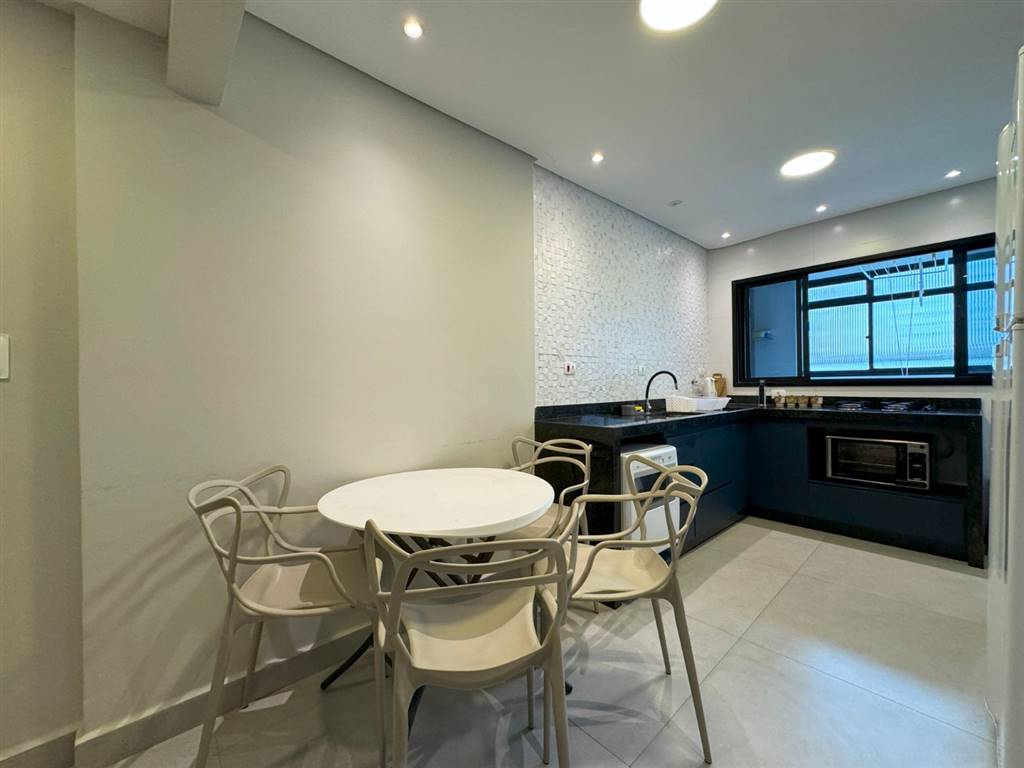 Apartamento com 3 quartos e 105 m² em Vila Caiçara, Praia Grande