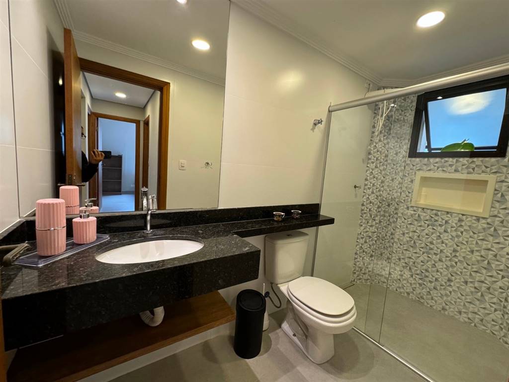 Apartamento com 3 quartos e 105 m² em Vila Caiçara, Praia Grande