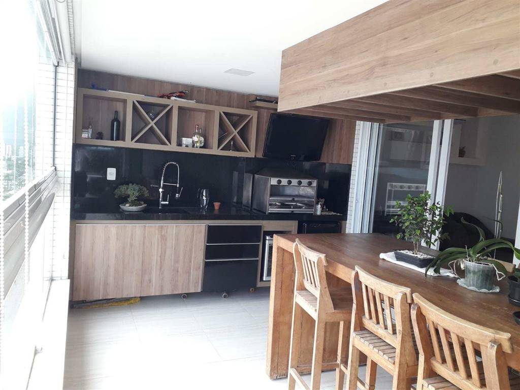 Apartamento com 3 quartos e 136 m² em Vila Caiçara, Praia Grande