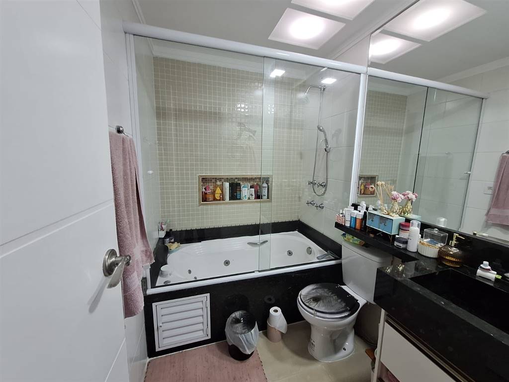Casa com 3 quartos e 250 m² em Vila Caiçara, Praia Grande