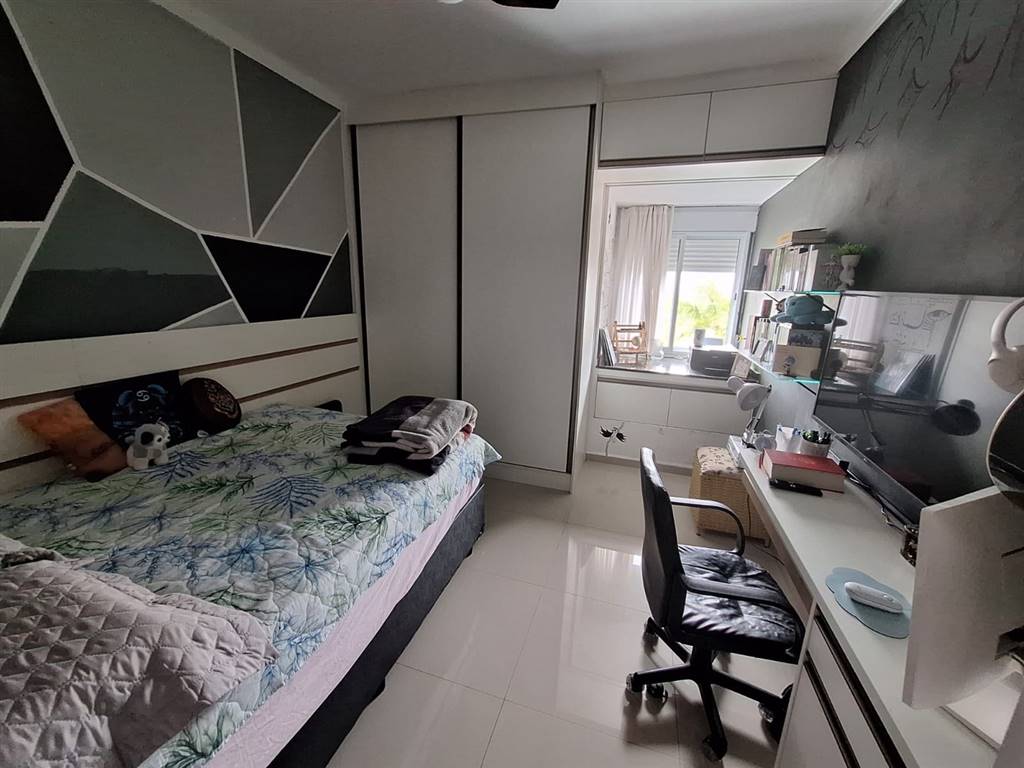 Casa com 3 quartos e 250 m² em Vila Caiçara, Praia Grande