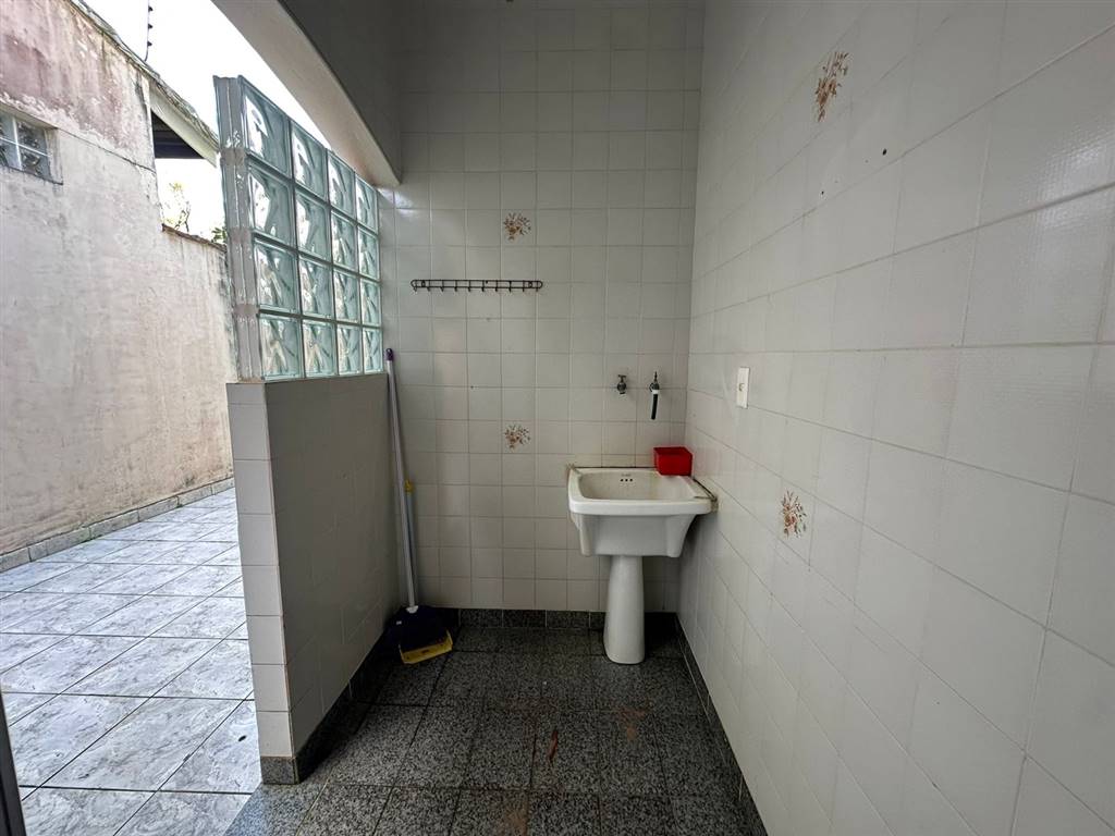 Casa com 3 quartos e 14 m² em Vila Caiçara, Praia Grande